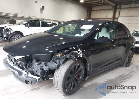 2024 Tesla Model X Plaid Tri Motor All-Wheel Drive z USA, uszkodzony, nr VIN 7SAXCBE66RF460974